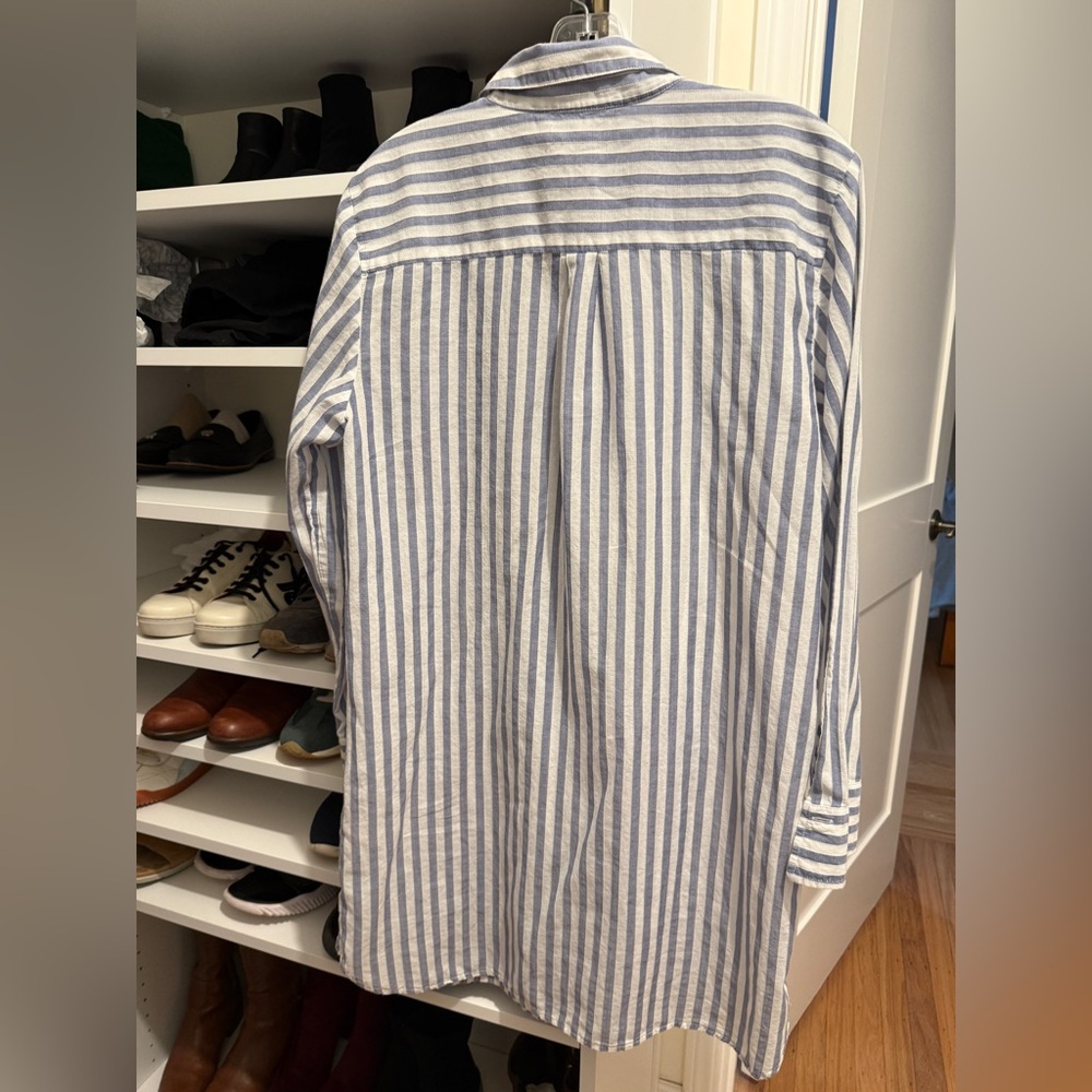 VICTORIA'S SECRET WHITE BLUE STRIPED COTTON BUTTON -DOWN SLEEPSHIRT - Picture 4 of 10